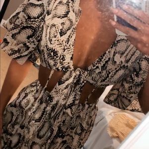 Two-piece snake print set